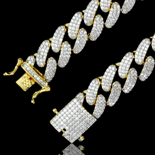 TozzCo™ 12mm Gold Plated Cuban Chain
