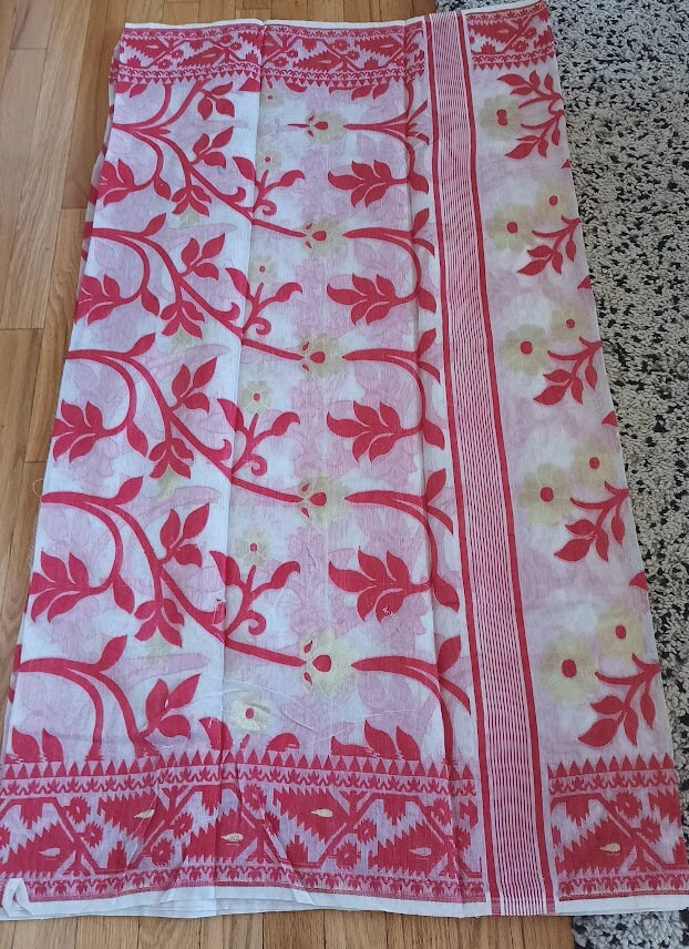 Traditional White and Red Dhakai Jamdani Saree